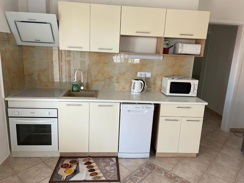 Apartmani Ira 비르 외부 사진