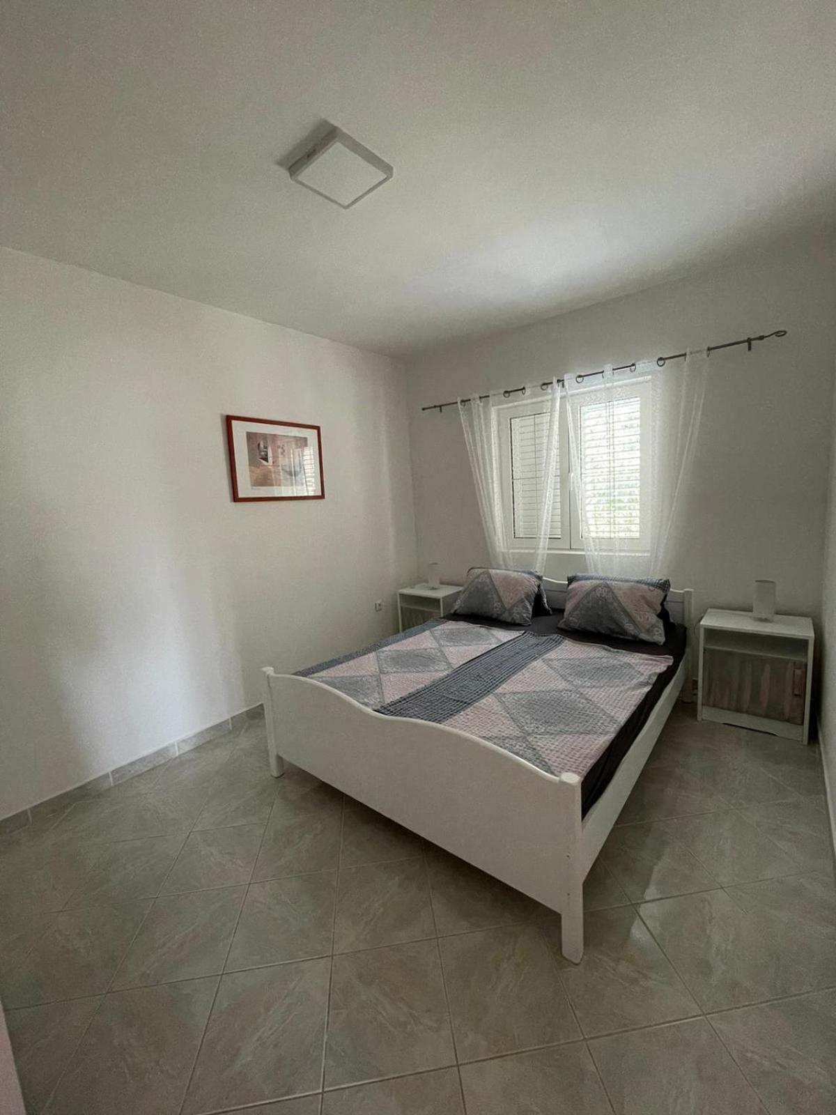 Apartmani Ira 비르 객실 사진